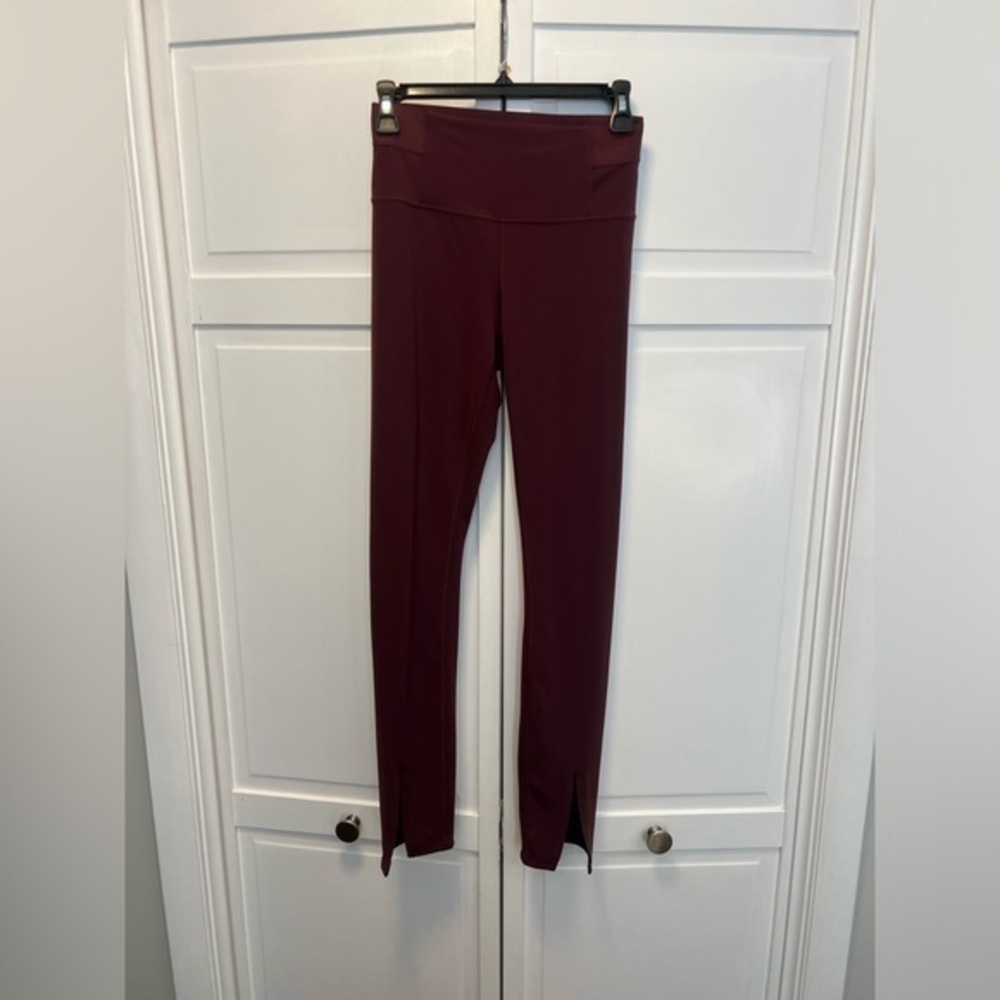 Athleta Aura Slit Pants Size XS Color Maroon